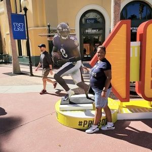 Meet your Posher, Tamela